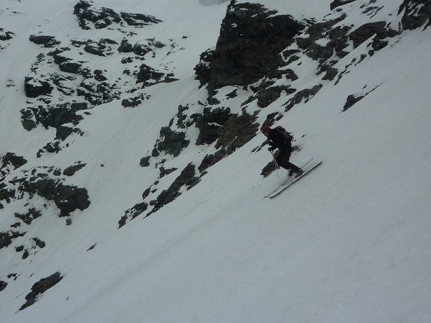#12 Descente : Puis c Descente : Puis c'est grand large dans les pentes médianes (ouais, sans soleil...)