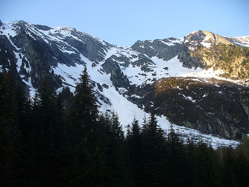 #2 couloir de la rive droite : sur la gauche couloir de la rive droite : sur la gauche