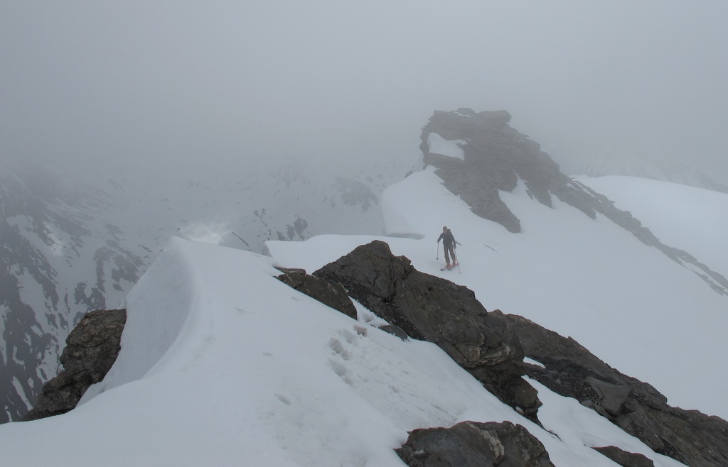 #19 Sommet de Gd Glaiza... : ... dans la brume Sommet de Gd Glaiza... : ... dans la brume