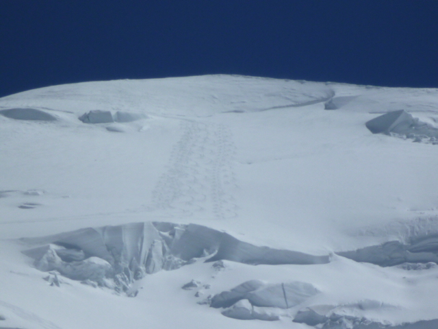 #8 traces... : no comment traces... : no comment