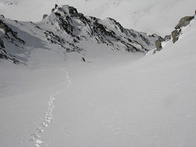 #2 Mt Vélan couloir septentrional : Partie médiane (ph.Deploy) Mt Vélan couloir septentrional : Partie médiane (ph.Deploy)