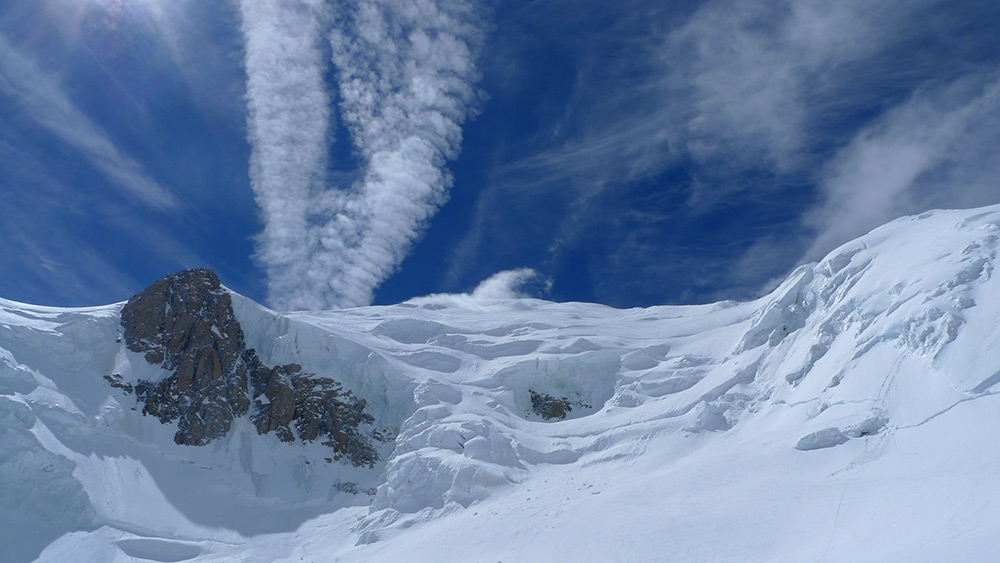 Face Nord : Imposante , vue du Grand Plateau