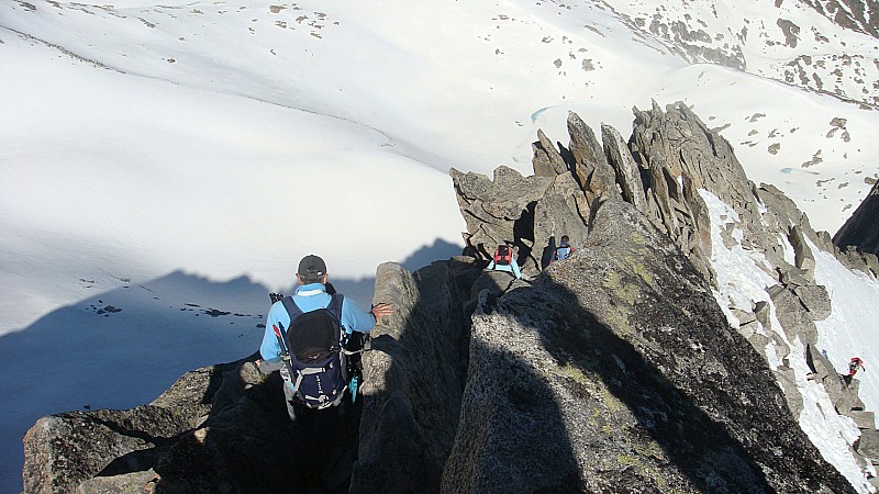 #7 L L'itinéraire est évident : Sur le fil... gaffe tout de même !