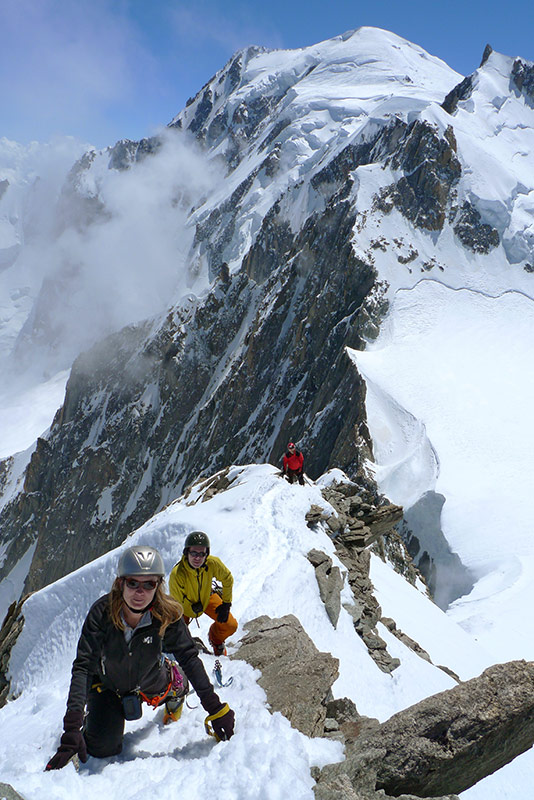 #5 Arête sommitale du Tacul : Paysage à couper le souffle Arête sommitale du Tacul : Paysage à couper le souffle