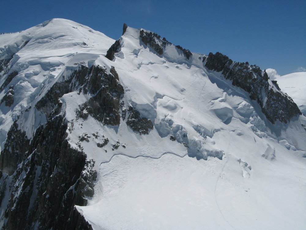 #17 Mont Maudit : Mont Maudit avec le Mont-Blanc paraissant si proche à l Mont Maudit : Mont Maudit avec le Mont-Blanc paraissant si proche à l'arrière