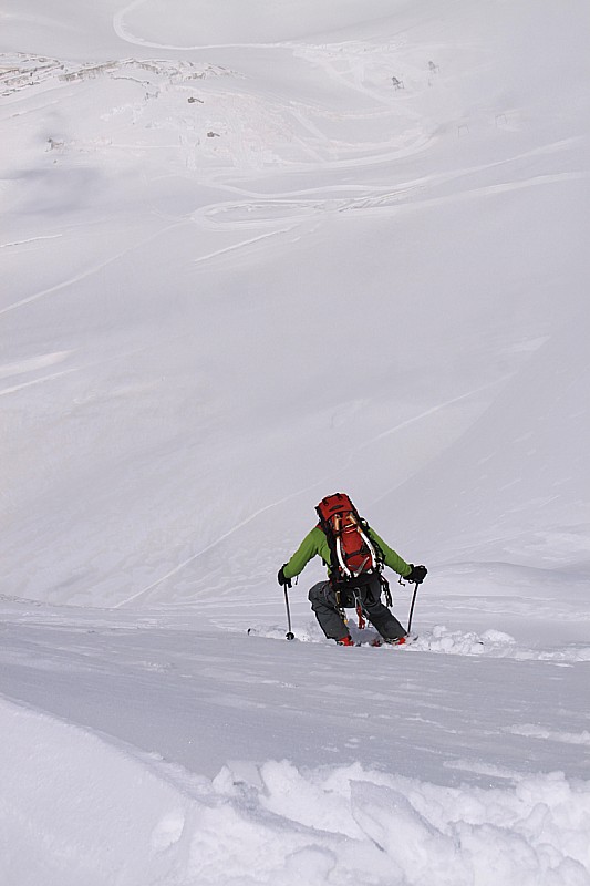 #6 Dani commence la descente : début de la face Dani commence la descente : début de la face