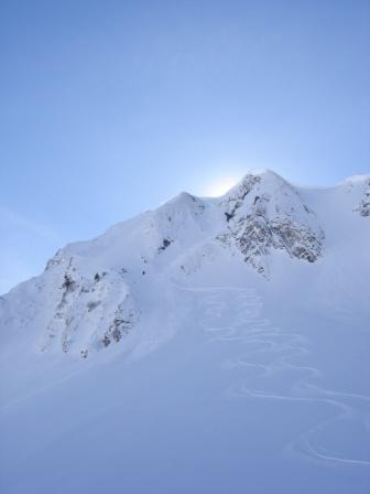 #1 Couloir N de la Tête de l Couloir N de la Tête de l'Aulp : Couloir N de la Tête de l'Aulp descendu avant de remonter à la Rouelle
