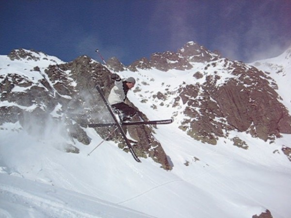 #3 saut Bart-S : Fabien teste son "kick" au col de l saut Bart-S : Fabien teste son "kick" au col de l'Aigleton ;o)