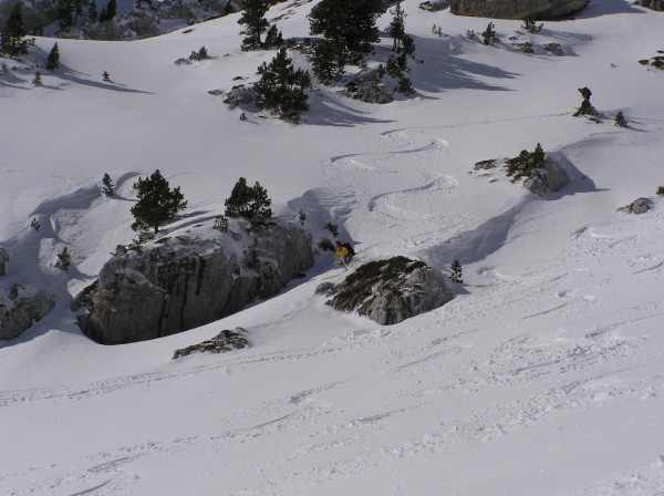 #2 Descente sous les Lances : Yann se fait plaisir dans la bonne poudre sous les Lances de Malissard Descente sous les Lances : Yann se fait plaisir dans la bonne poudre sous les Lances de Malissard