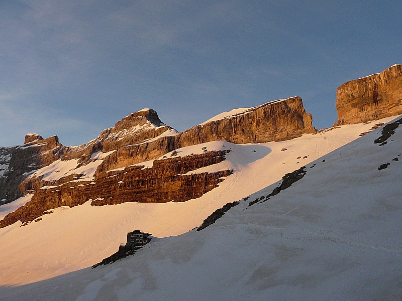 #1 Lever de soleil : sur la Brèche de Roland Lever de soleil : sur la Brèche de Roland