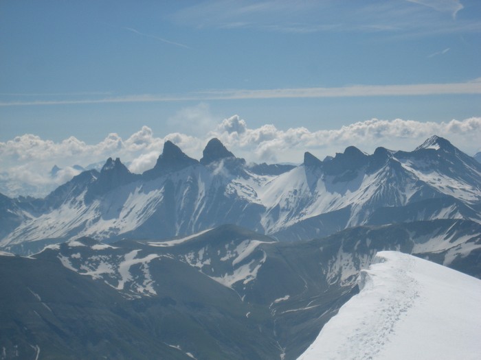 #12 Vue du sommet : Les aiguilles d Vue du sommet : Les aiguilles d'arves, majestueuses