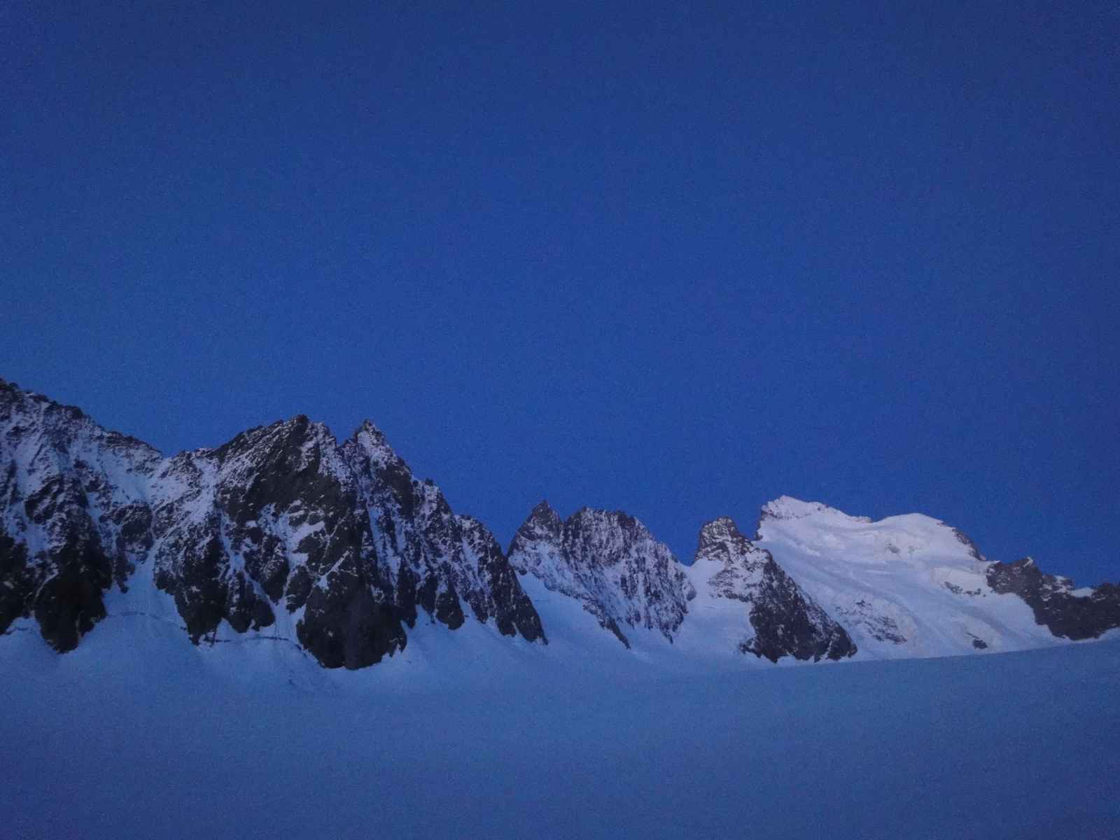#2 Lever de soleil : la barre va s Lever de soleil : la barre va s'éclairer bientôt...
