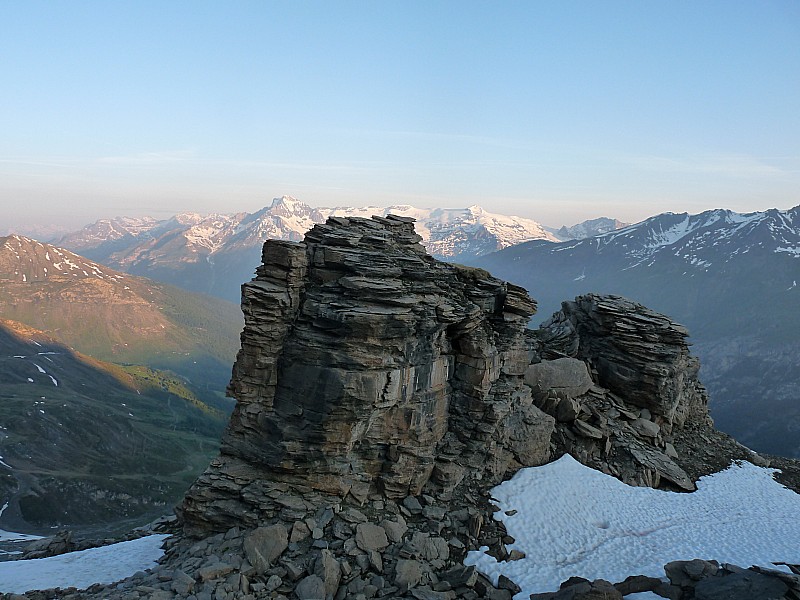 #2 Rocher de la Cailla : Au fond, la Vanoise Rocher de la Cailla : Au fond, la Vanoise