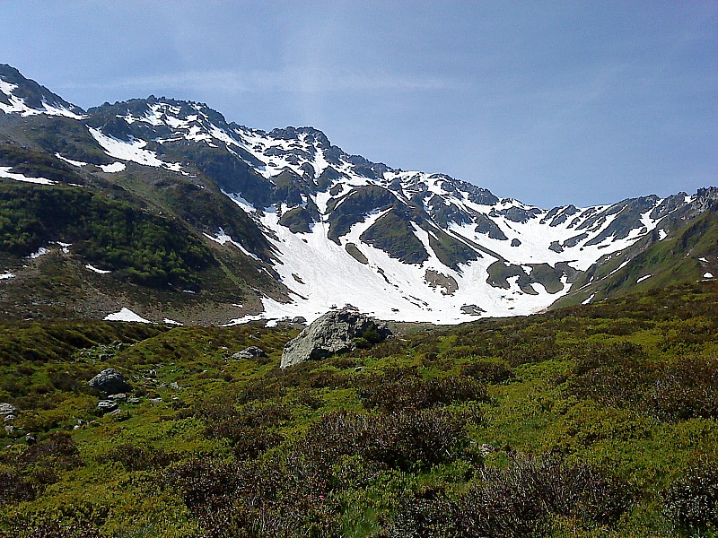 #4 dent du Pra : vallon du Pra encore bien enneigé dent du Pra : vallon du Pra encore bien enneigé
