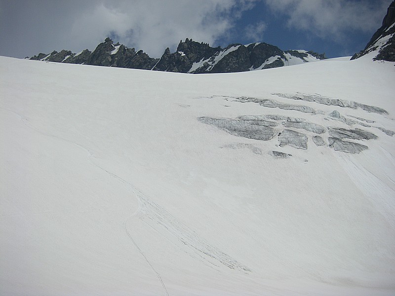 #4 trace : bonne descente sauf juste sous le col de gebroulaz trace : bonne descente sauf juste sous le col de gebroulaz