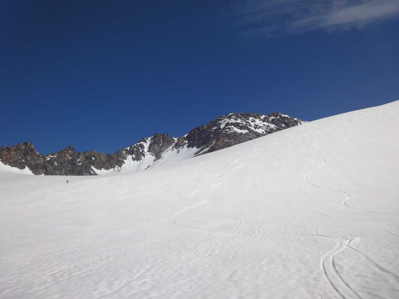 #17 Descente : Une descente bien bonne quand même passé le col de Gébroulaz ! Descente : Une descente bien bonne quand même passé le col de Gébroulaz !