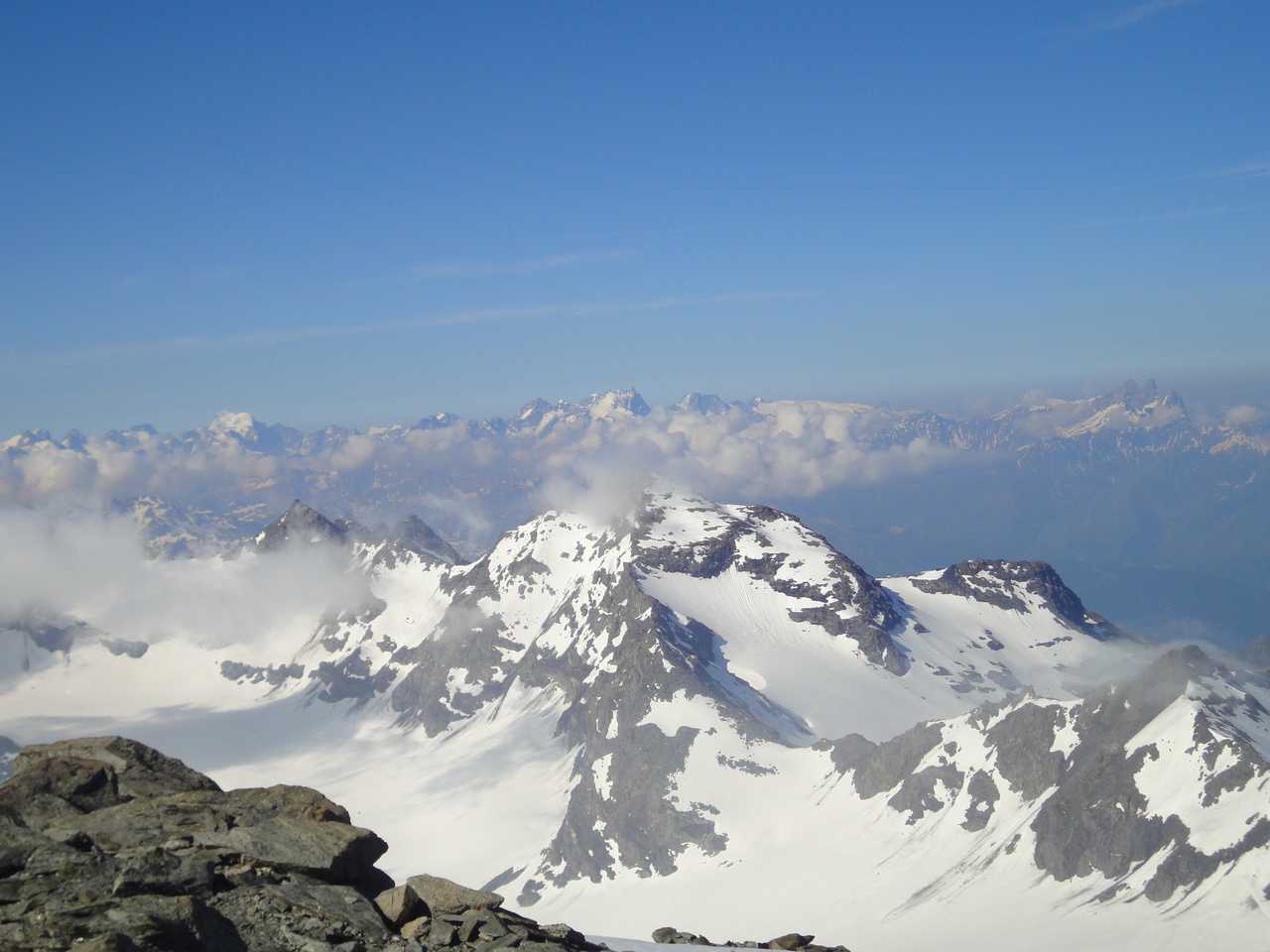 #15 Mont de Gébroulaz : Les Écrins... Les Aiguilles d Mont de Gébroulaz : Les Écrins... Les Aiguilles d'Arves...
