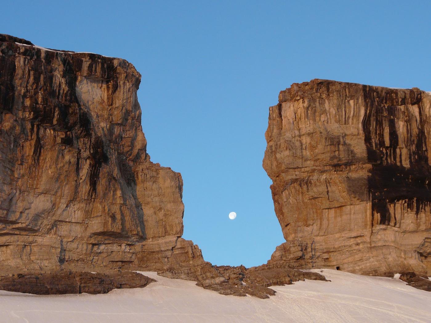 #3 Passage : de la lune dans la brêche Passage : de la lune dans la brêche