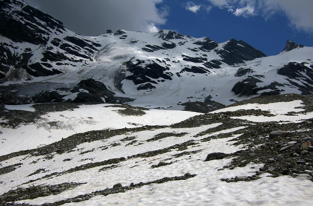 #8 La face est descendue : Très bel itinéraire avec des Z pour passer par les couloirs enneigés. mais au global, les conditions de neige étaient sportives. La face est descendue : Très bel itinéraire avec des Z pour passer par les couloirs enneigés. mais au global, les conditions de neige étaient sportives.