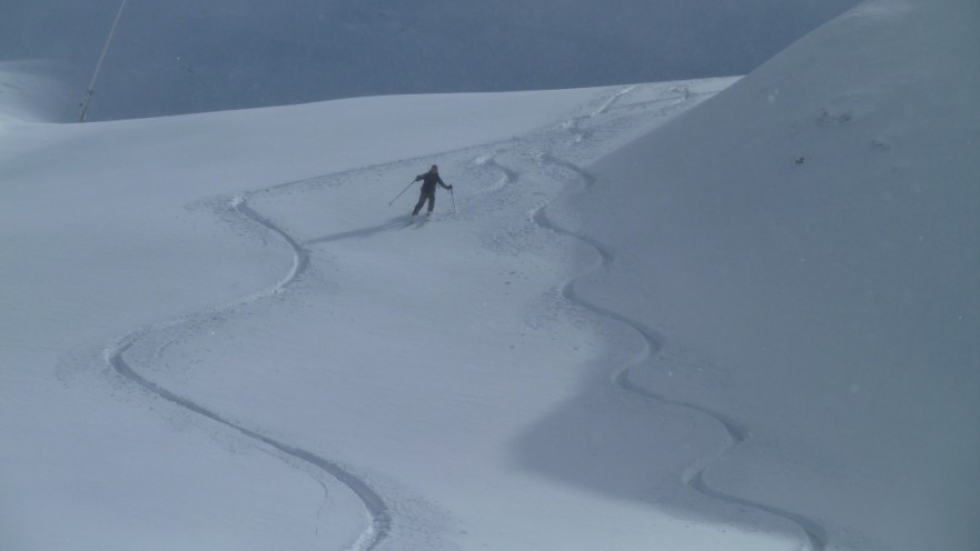 Descente Mataru : Pas dans l'ordre (j'avais atteint le max autorisé
et je préfére mettre ces belles traces