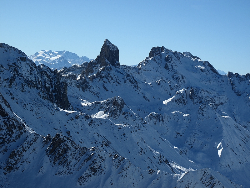 #4 Combe d Combe d'Arpire.... : Du Sommet..vu sur la belle des lieux :la Pierra Menta...