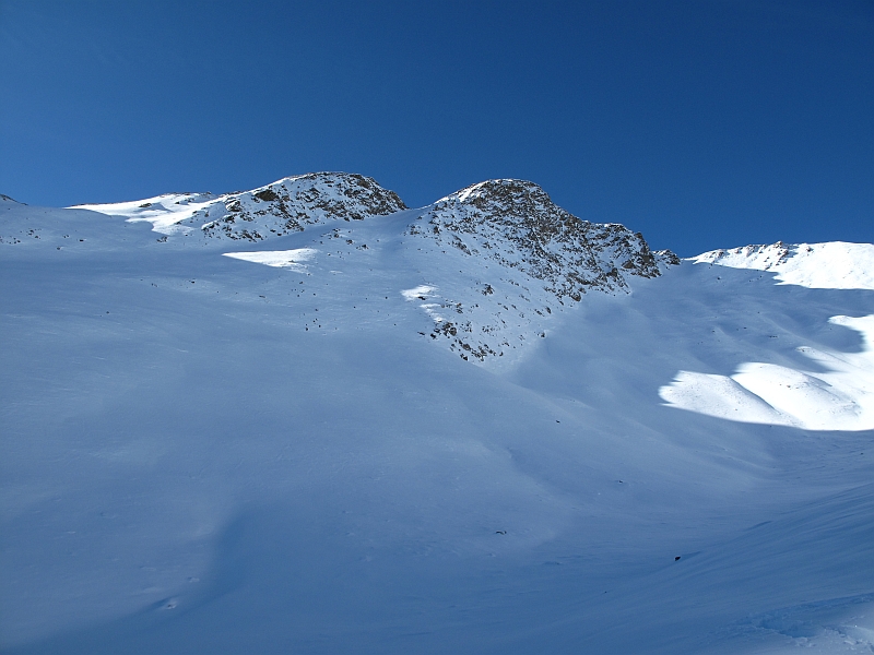 #3 Combe d Combe d'Arpire.... : Pointe d' Arpire..et son petit col...