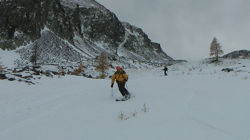 Bonne poudre sur les 2/3 bas à la descente