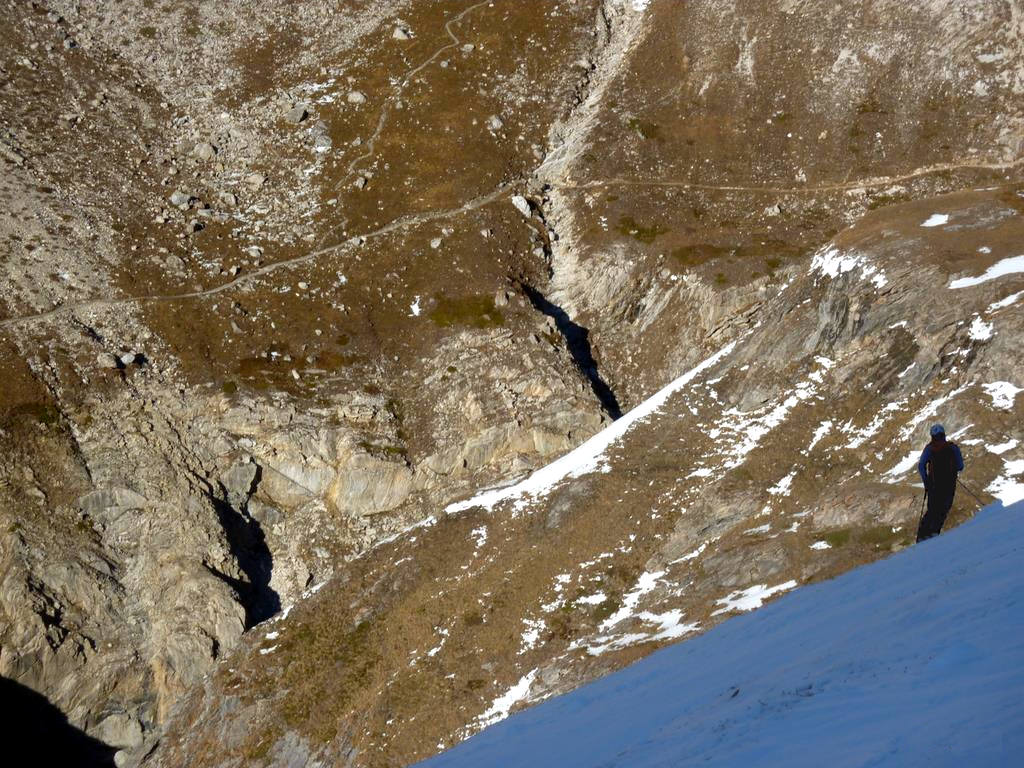#18 La plongée finale : Neige bien dure pour la fin de la descente. La plongée finale : Neige bien dure pour la fin de la descente.