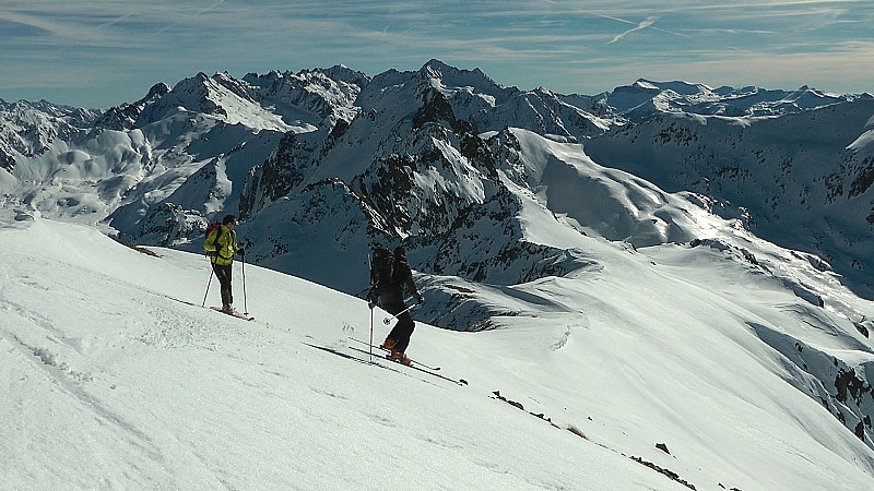 Départ de la descente de la face sud en moquette tip top