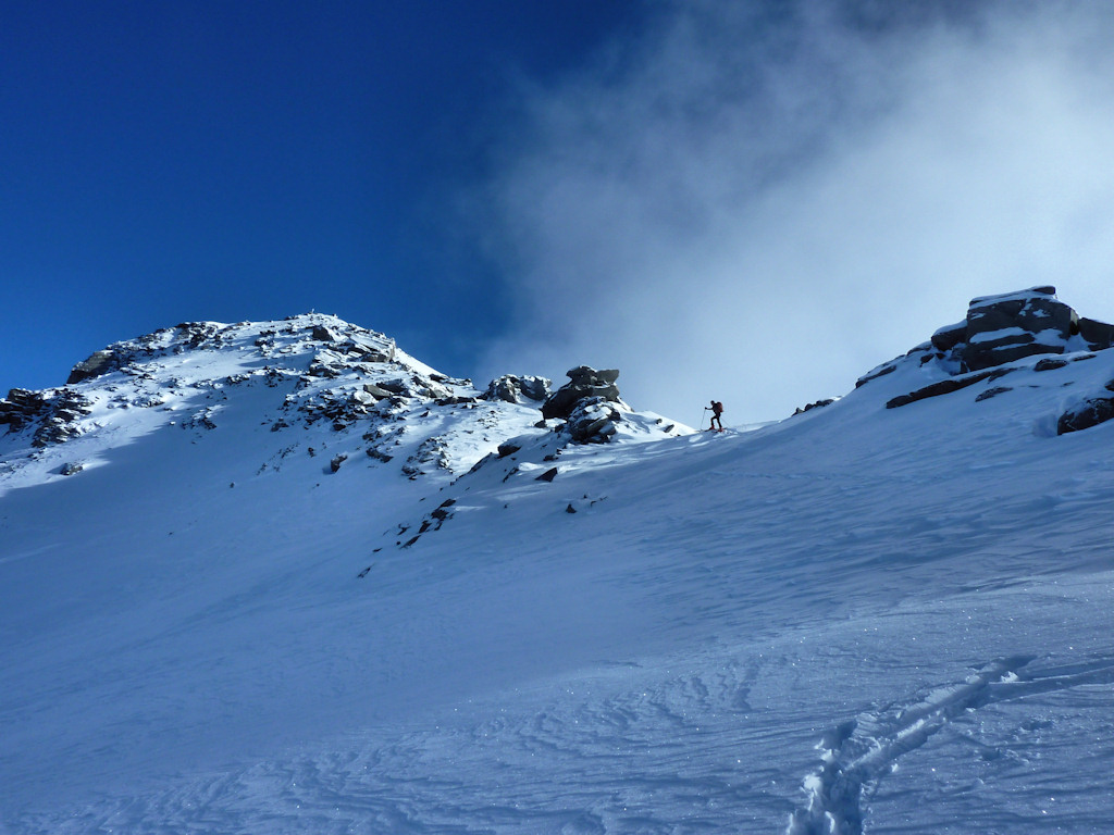 sommet E (3368 m) : Pas vraiment skiable .