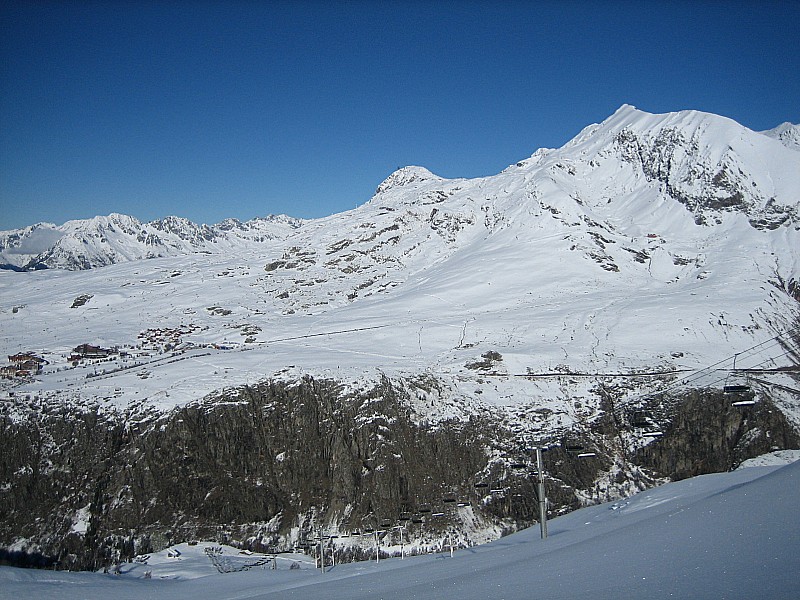 Pic de l'Herpie : Le massif des Grandes Rousses commence à etre bien enneigé