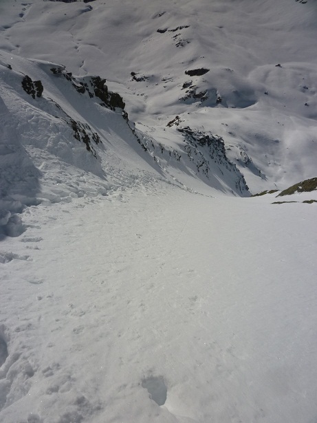 #2 Montée : au début du 2eme couloir Montée : au début du 2eme couloir