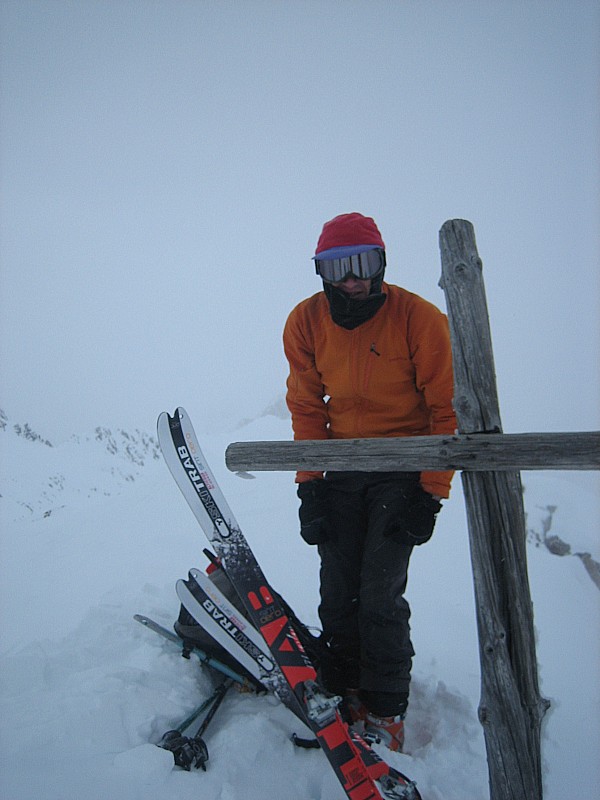 #2 Alaska ? : Non, juste le sommet du Mt Aver avec un vent et un froid tres dur pour un mois de novembre. Alaska ? : Non, juste le sommet du Mt Aver avec un vent et un froid tres dur pour un mois de novembre.