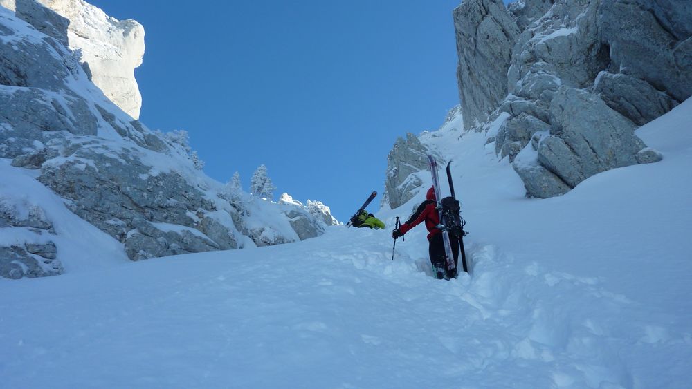 #4 Lances de Malissard : enorme brassage dans la remontée du couloir W Lances de Malissard : enorme brassage dans la remontée du couloir W