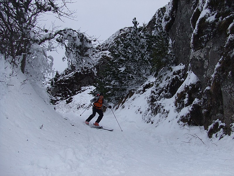 #5 Descente : Bonne neige dans les muletiers Descente : Bonne neige dans les muletiers