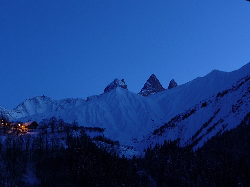 #12 Belles de nuit : Aiguilles Belles de nuit : Aiguilles