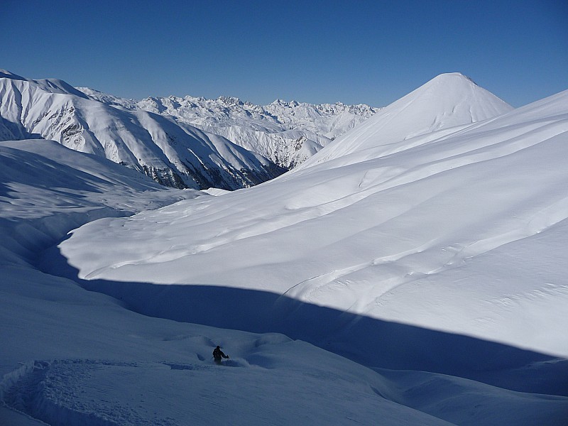 Descente nord : Courte descente mais très bon ski.