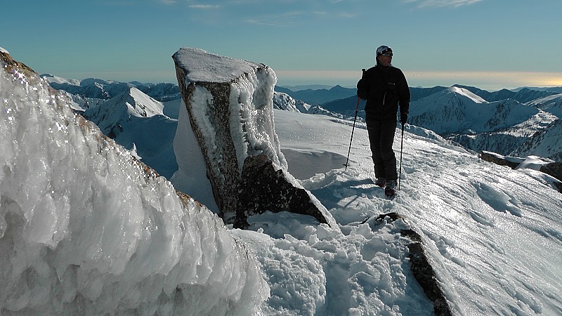 #19 Givré, .... les rochers, pas Patrick, quoi que ? Givré, .... les rochers, pas Patrick, quoi que ?