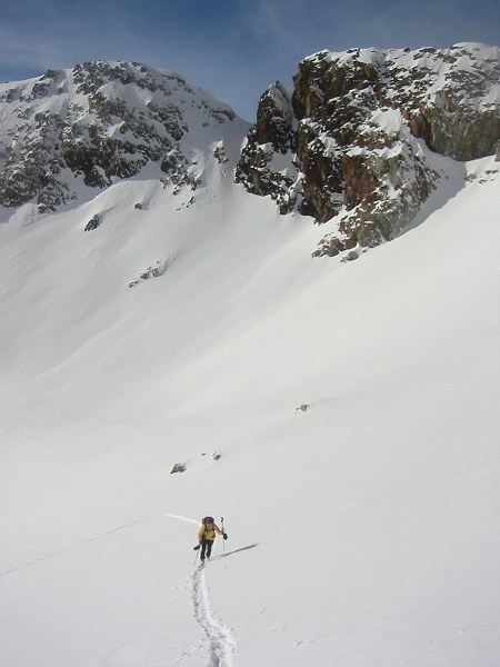 #3 Vers 3100 : Ici, l Vers 3100 : Ici, l'air est pur et la neige bien poudreuse...