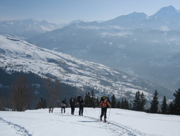 #1 Montée à la Roche à Thomas : Léo, Peter, Palmito et Dju en montant à la Roche à Thomas le premier jour Montée à la Roche à Thomas : Léo, Peter, Palmito et Dju en montant à la Roche à Thomas le premier jour