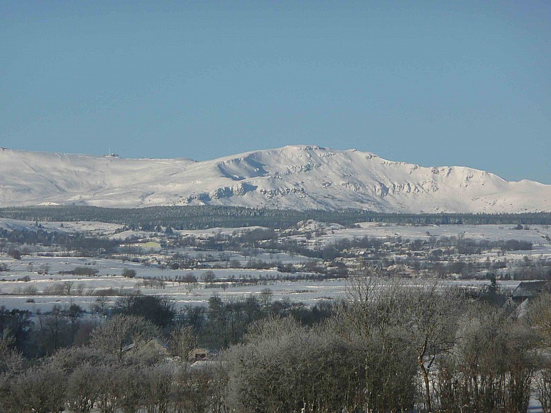 #1 Le massif Cantalien au réveil : Cela motive même si le fond de l Le massif Cantalien au réveil : Cela motive même si le fond de l'air est frais