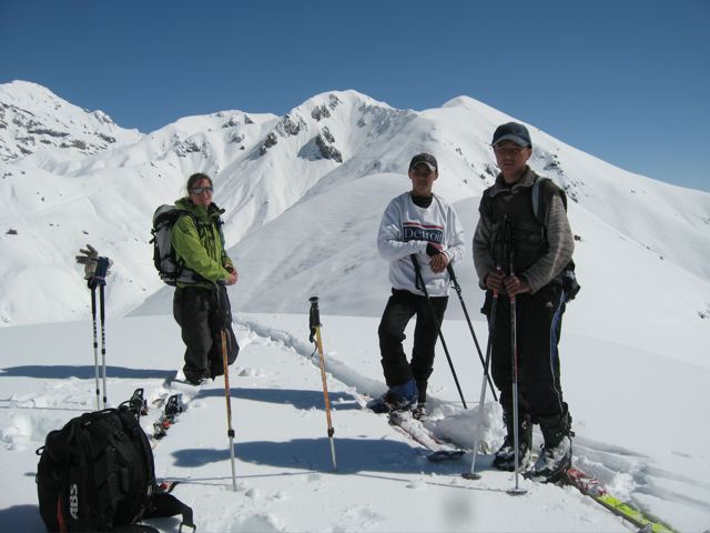 #4 Premier sommet : Sur un premier mini-sommet, avant d Premier sommet : Sur un premier mini-sommet, avant d'attaquer la première descente de la journée