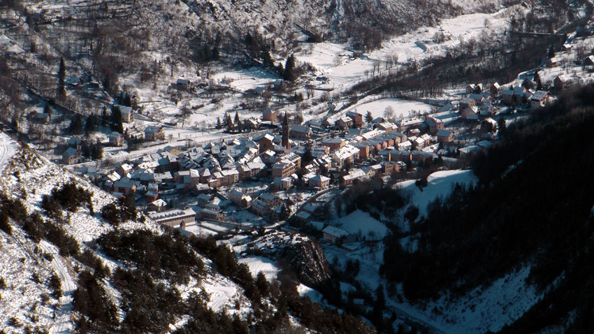 #6 St Etienne de Tinée voit enfin le soleil, il y faisait -12° quand on y est passé St Etienne de Tinée voit enfin le soleil, il y faisait -12° quand on y est passé