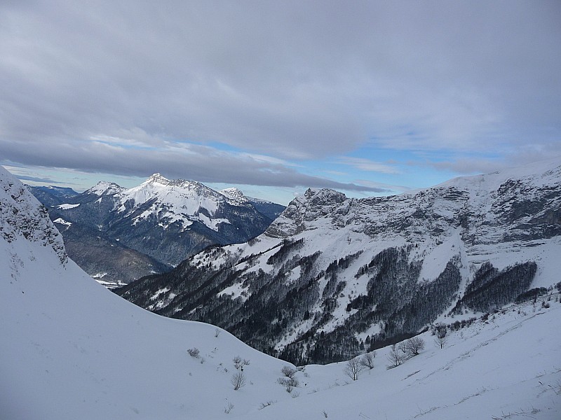 Les nuages se déchirent : mais pas pour longtemps...