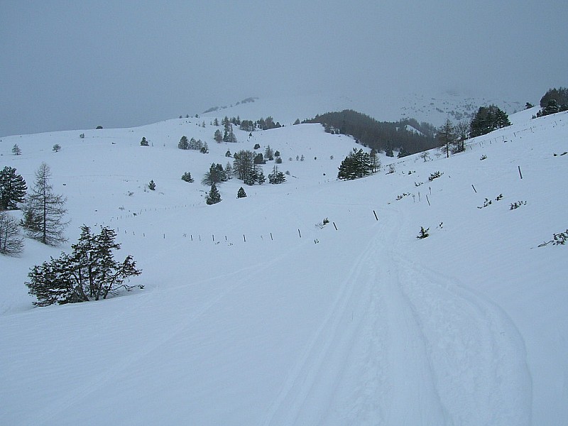 #2 la montée : météo pas terrible, plafond bas la montée : météo pas terrible, plafond bas