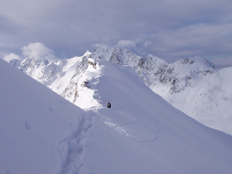 #6 Rissiou : Au fond, dans les nuages. Rissiou : Au fond, dans les nuages.