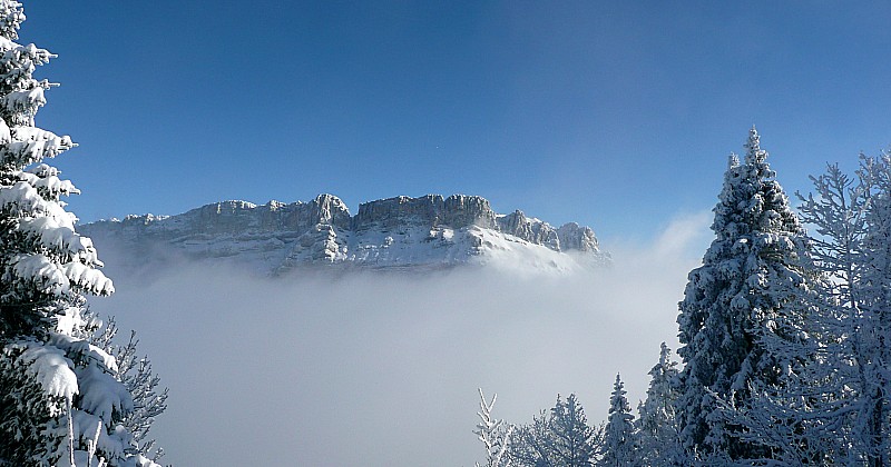 #11 Les Lances de Malissard : Par contre, on a vu que furtivement le Dôme de Bellefont: les nuages défilent vite ! Les Lances de Malissard : Par contre, on a vu que furtivement le Dôme de Bellefont: les nuages défilent vite !