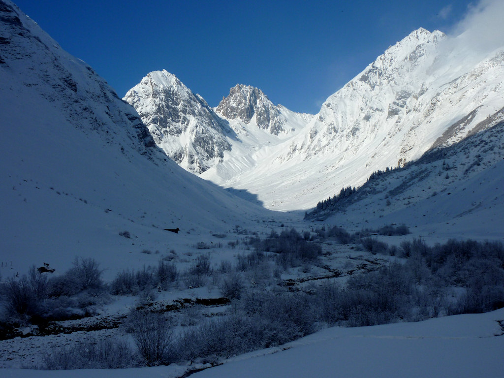 #16 Du vallon du Foran : La Combe de la Nova. Du vallon du Foran : La Combe de la Nova.