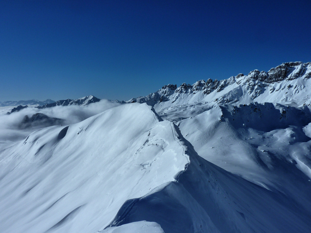#6 Mont Rosset sommet E : Après un superbe parcours d Mont Rosset sommet E : Après un superbe parcours d'arête.