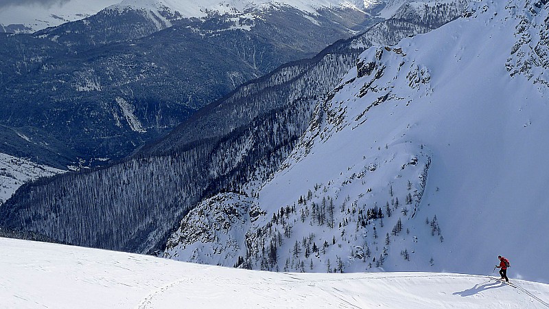 #12 Au dessus du Lac du Lauzon : ça s Au dessus du Lac du Lauzon : ça s'assombrit vers l'Est